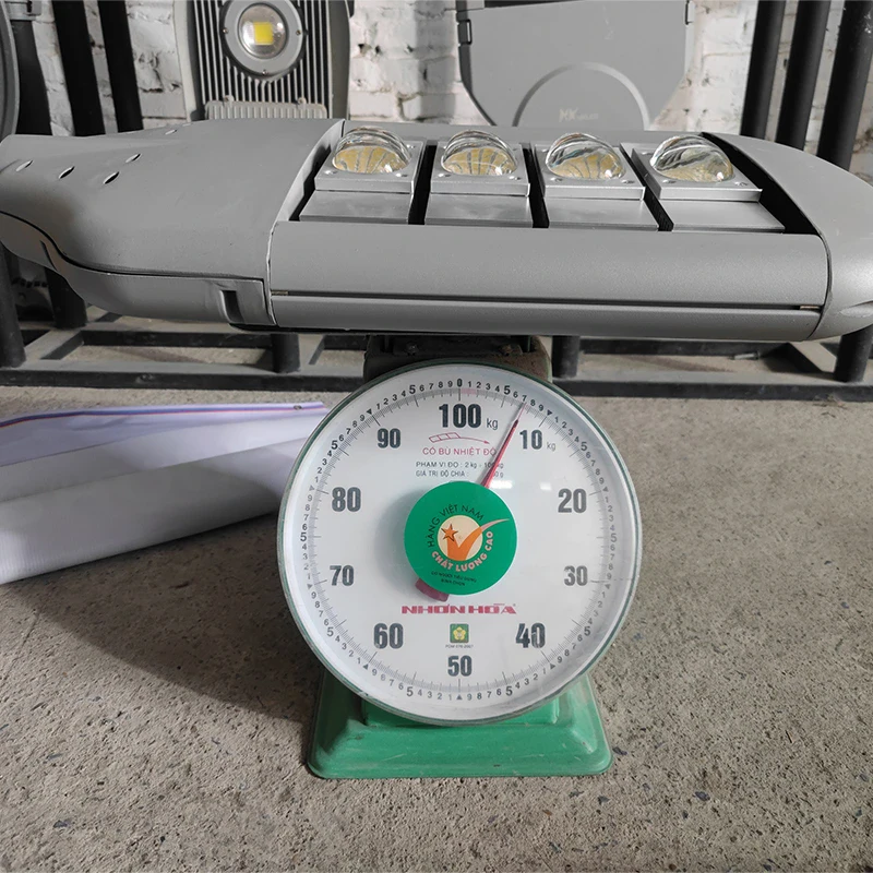 Đèn LED đường phố D03 Module COB - Công suất 200W - Ảnh 8