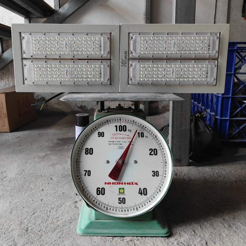 Đèn pha LED module SMD P02 - Công suất 200W - Ảnh 17