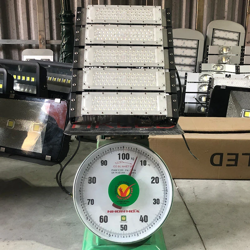 Đèn pha LED module SMD P03 - Công suất 250W - Ảnh 2