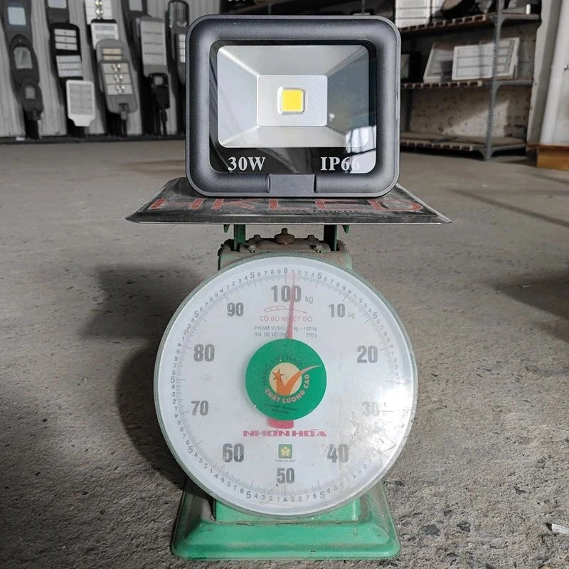 Đèn pha PTR chip LED COB - Công suất 30W - Ảnh 9