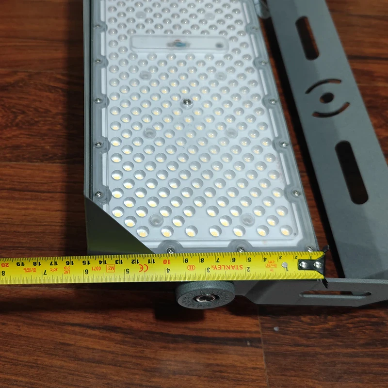 Đèn pha LED module SMD P04 - Công suất 200W - Ảnh 8