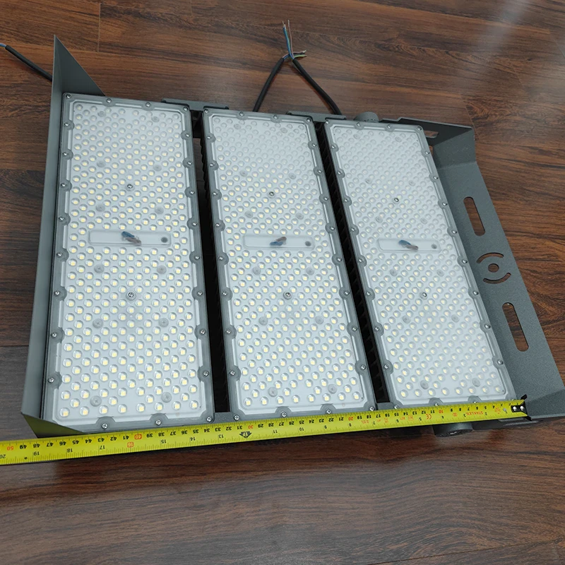 Đèn pha LED module SMD P04 - Công suất 600W - Ảnh 5